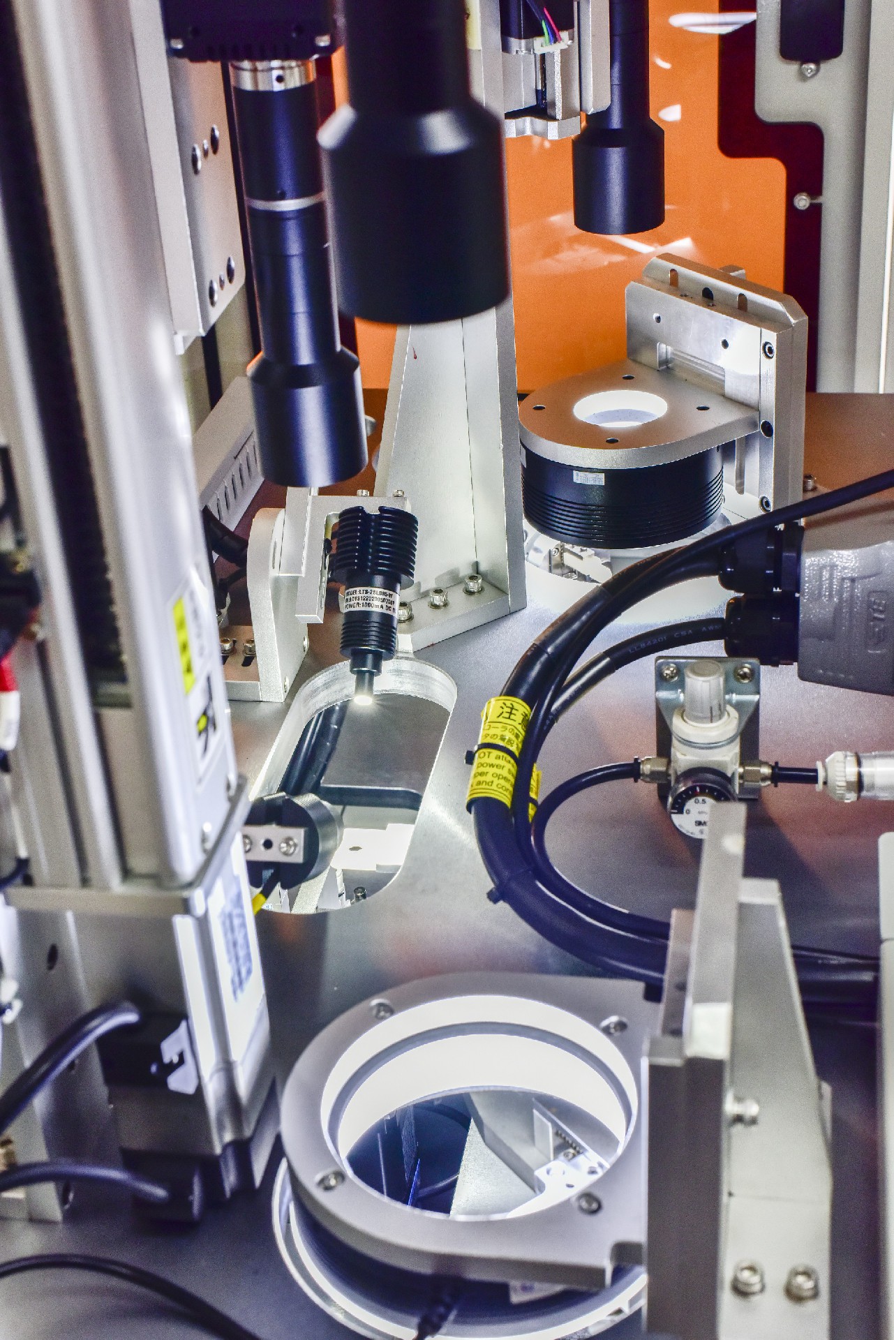 全自动镜头缺陷检测机